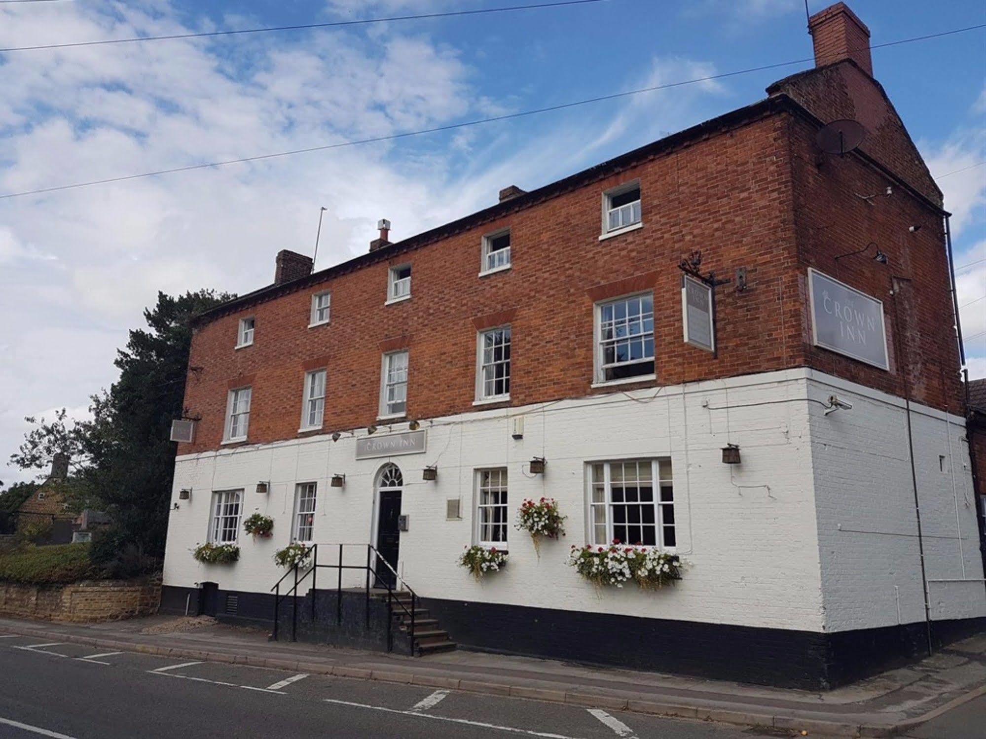 Bed and Breakfast The Crown West Haddon Exterior foto